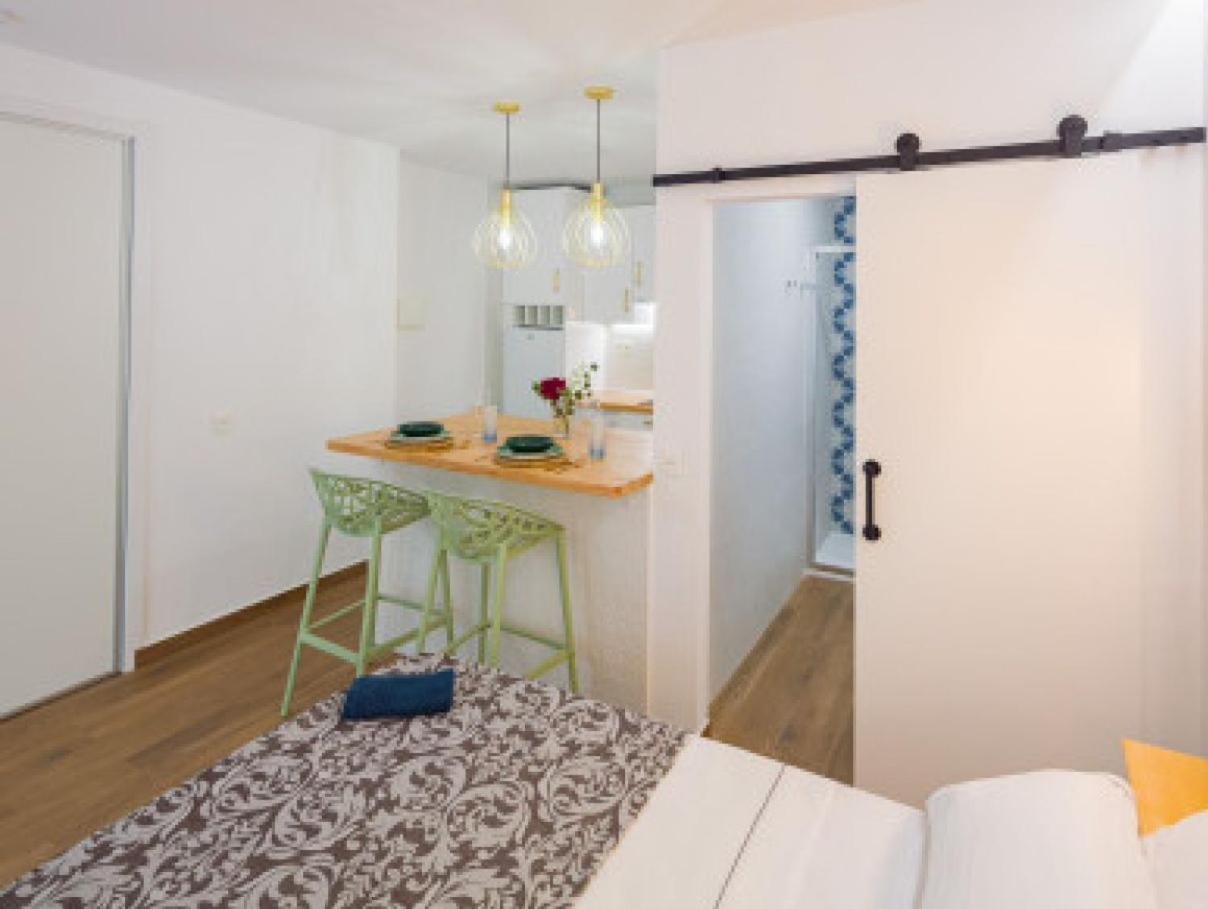 Suite Puerto Banus Con Piscina Marbella Phòng bức ảnh